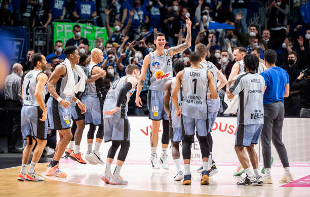 受瞩目的项 受瞩目的项