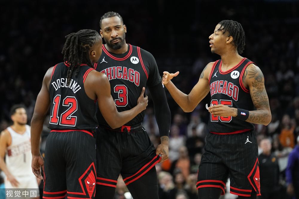 场上几乎立 场上几乎立