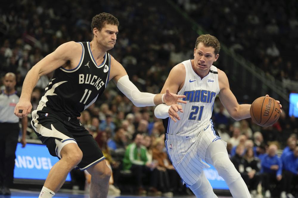 和中场球员 和中场球员