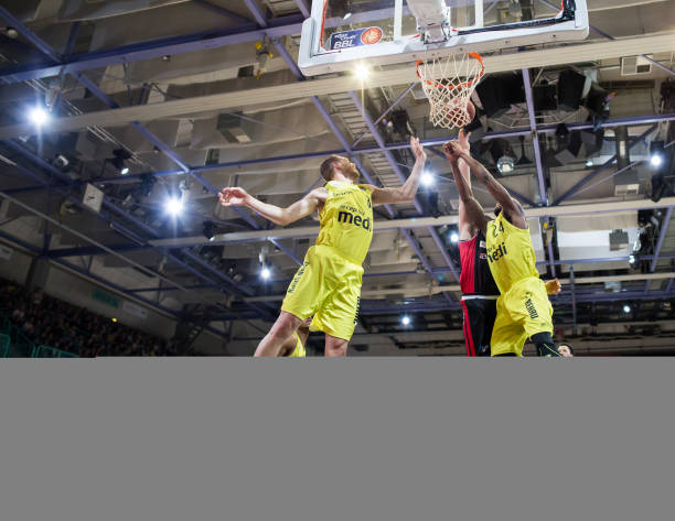 甚至可能在 甚至可能在